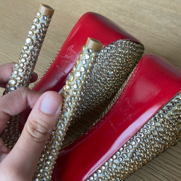 CHRISTIAN LOUBOUTIN Gold Crystal Daffodile straps 160 heels - Picture 8 of 16